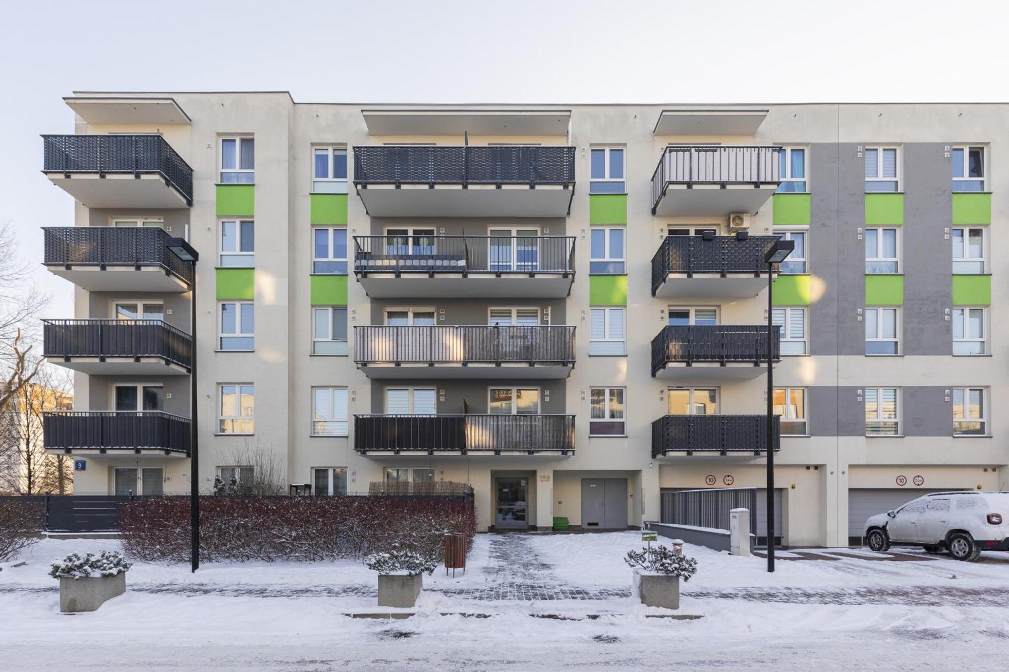 Subtle Colors In With Furnished Balcony By Renters Butas *